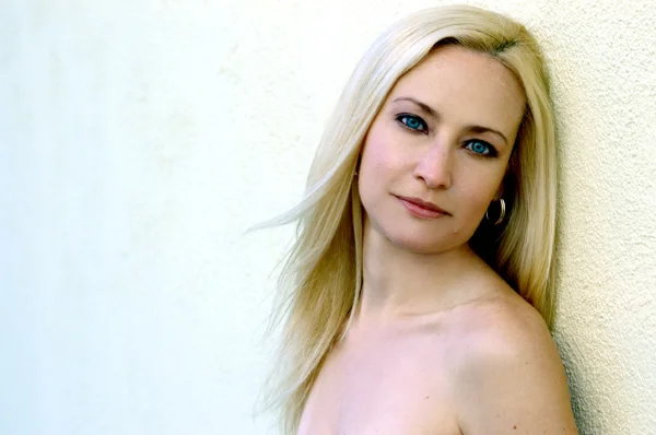 Melissa Reiner performing